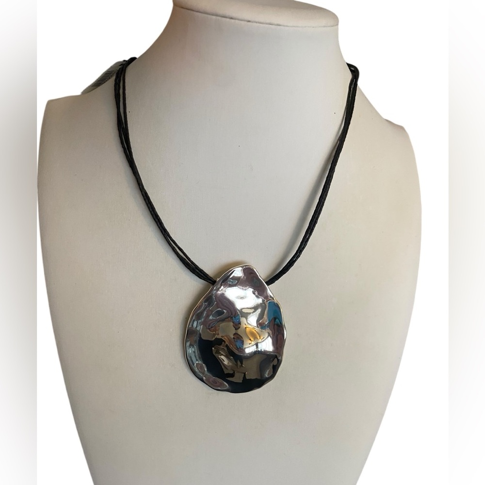 Chico's Black and Silver Pendant Necklace